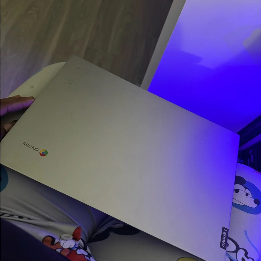 Lenovo touch screen chrome book